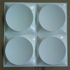 Les panneaux de mur intérieur blancs de PVC de la couleur 3D autoguident décoratif pour le gypse/cuisine